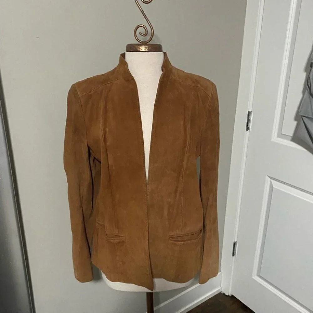 Vintage Women's Tan Suede Leather Jacket - Picture 2 of 12